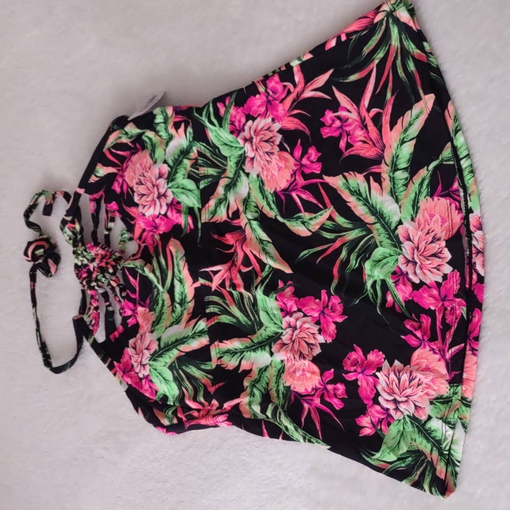 Ambrielle Tankini Top